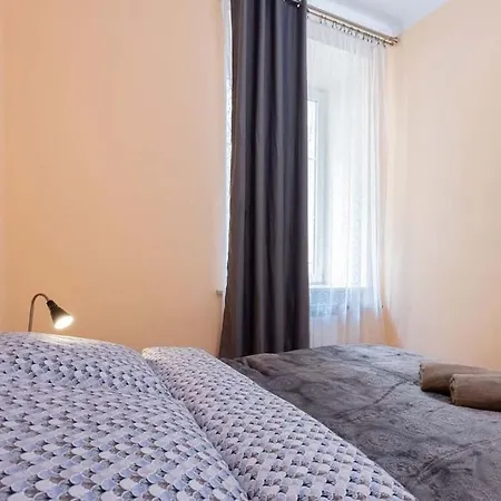 Swietojanska 19, Old Town/100 M From Royal Castle Апартаменты